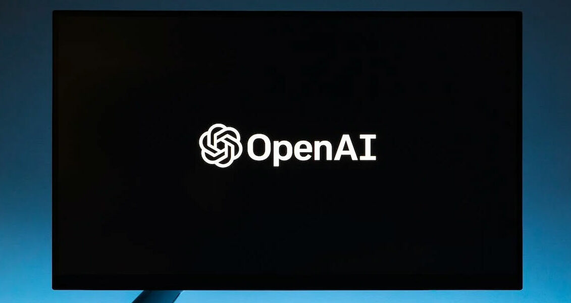 OpenAI varuje pred rizikami pre ľudstvo, keďže technológia v tomto desaťročí dosiahne superinteligenciu